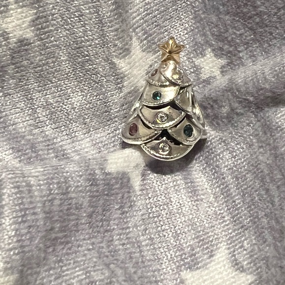 Pandora Christmas Tree Charm - Picture 3 of 6
